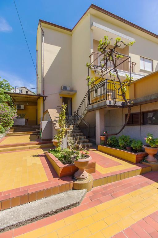 Apartment Oleander Mali Lošinj Exterior foto