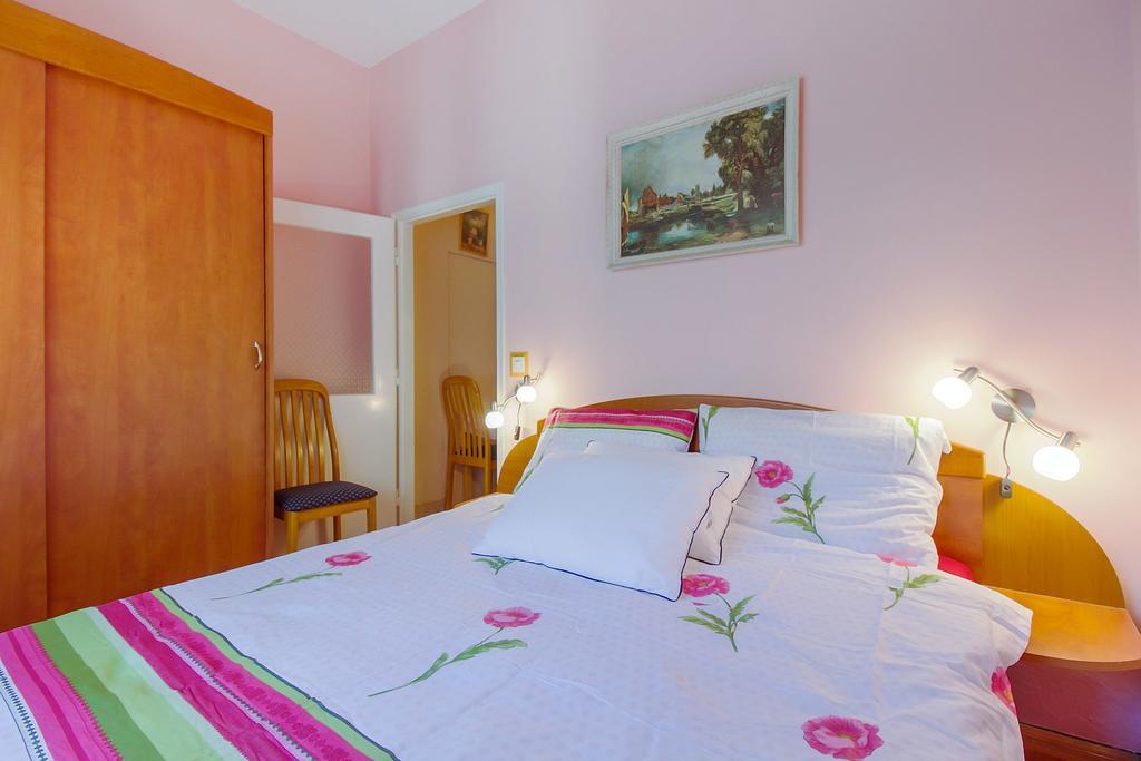 Apartment Oleander Mali Lošinj Exterior foto